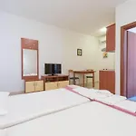 Borna Apartment *