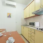Borna Apartament *